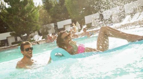 Aria Pool | Aria Resort & Casino