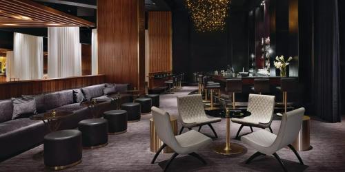 Franklin Lounge | W Las Vegas